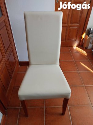Műbőr étkezőszékek megkímélt állapotban