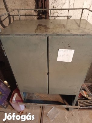 Műhely szekrény eladó