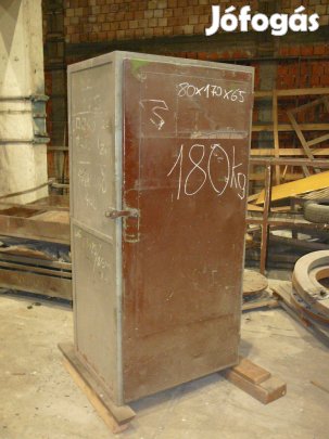 Műhelyszekrény polcozott, masszív, ipari, acél - 170x80x65cm - 180kg