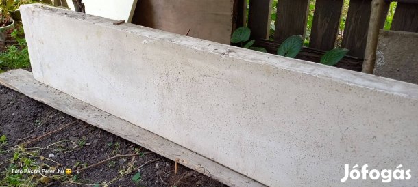 Műkő lépcső, párkány