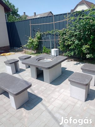 Műkő pad bográcsozóhoz