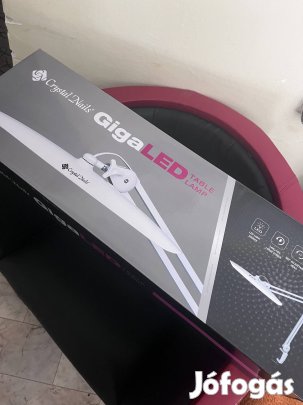 Műkörmös lámpa Crystal Nails Giga led