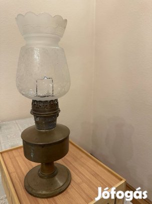 Múlt század eleji asztali petróleum lámpa eladó