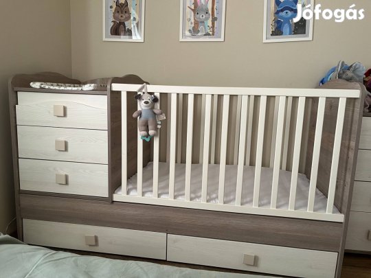 Multifunkciós gyerekágy