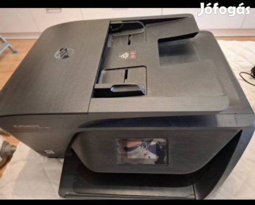 Multifunkciós színes nyomtató.