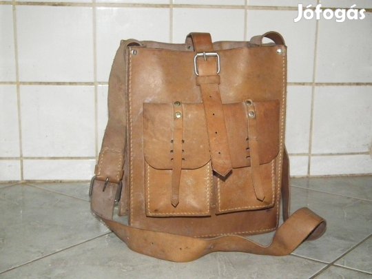 Munkás katonai jellegű férfi válltáska bőrtáska bőr táska nr.4