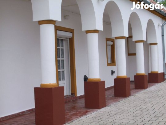 Munkásszállás Döbröntén,Pápától 10 km-re