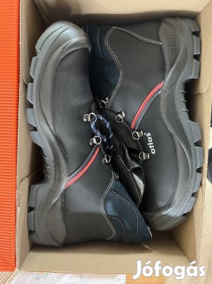 Munkavédelmi bakancs