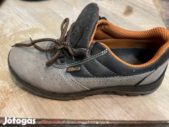 Munkavédelmi bakancs beta