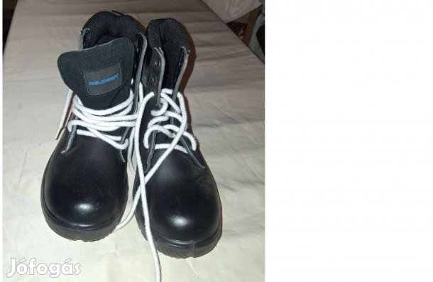 Munkavédelmi bakancs új 37-es