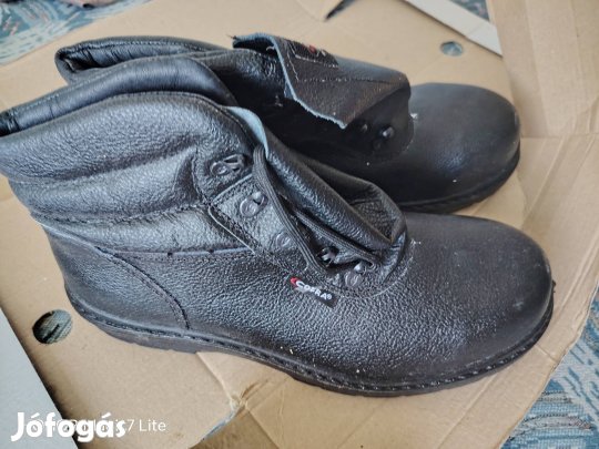 Munkavédelmi bakancsok eladó 