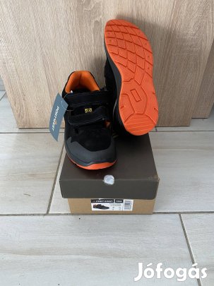 Munkavédelmi félcipő 41