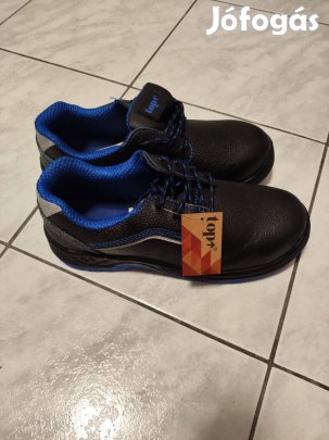 Munkavédelmi félcipő
