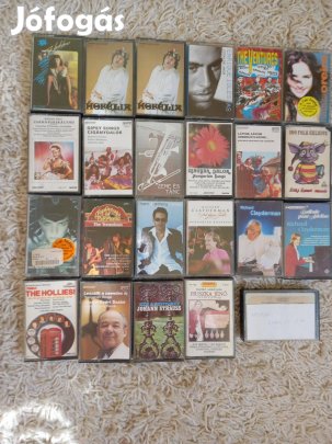 Műsoros magnókazetták olcsón elvihetők