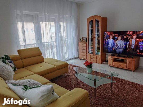 Műszaki egyetem közelében 2 szobás lakás kiadó!