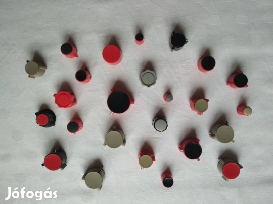 Műszer gombok , több féle