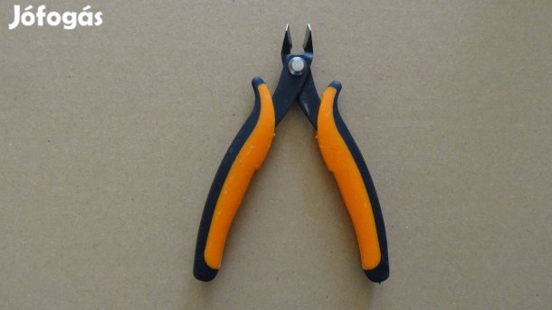 Műszerész oldalcsípő fogó