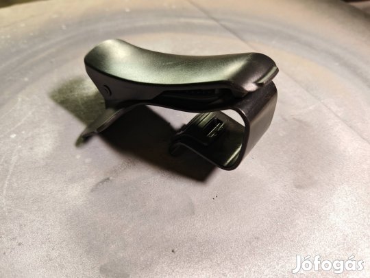 Műszerfalra rögzíthető mobil telefon tartó