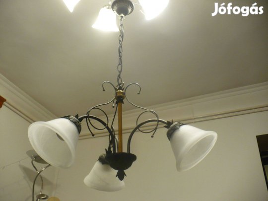 Mutatós mennyezeti lámpa