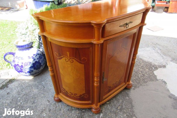 Mutatós minőségi intarziás 1 fiókos 1 ajtós komód 100 cm széles