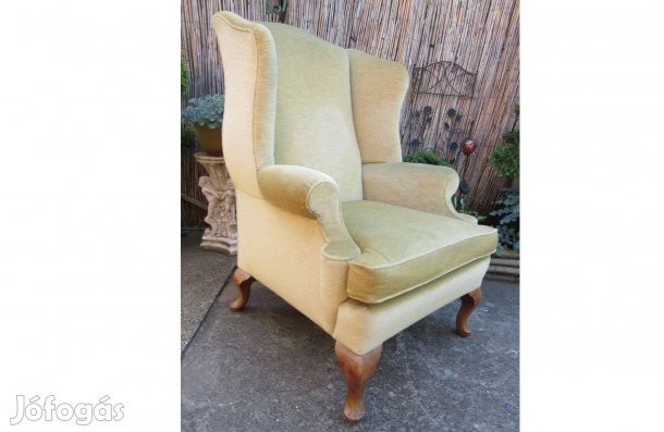 Mutatós nagy neobarokk fülesfotel - fotel