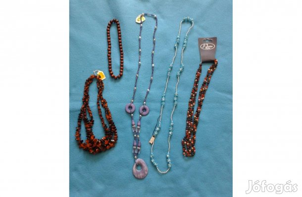 Mutatós színes bizsu nyaklánc