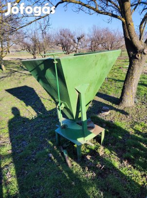 Műtrágya szóró eladó