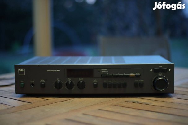 NAD 7020E Stereo Receiver