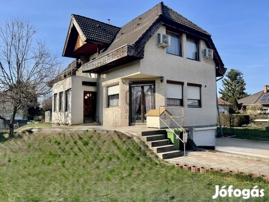 NAGY ERKÉLY - TÁGAS TELEK - GARÁZS