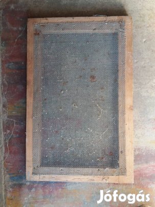 NB kaptárba való használt keretfedők