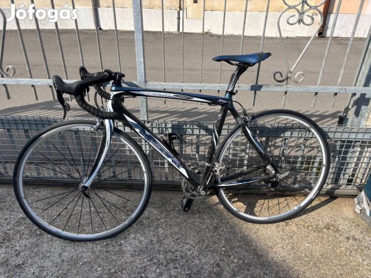 NSR Rocco Full karbon országúti kerékpár