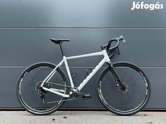 NS RAG+ 3 L-es 58-as Gravel kerékpár