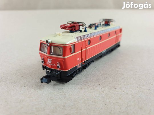 N 1:160 Roco 23242 ÖBB BR 1044 villanymozdony - mozdony