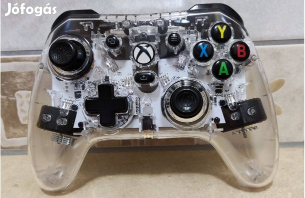 Nacon RGB vezetékes kontroller