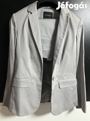 Nadrágkosztüm eladó!