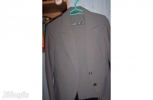 Nadrágkosztüm eladó, 36-os méretben