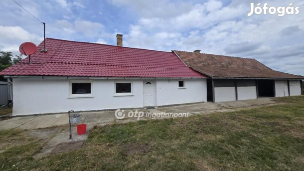 Nádudvari 125 nm-es ház eladó