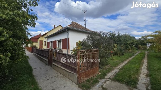 Nádudvari 70 nm-es ház eladó