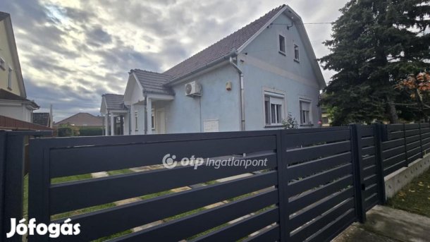 Nádudvari eladó 122 nm-es ház