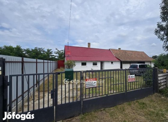 Nádudvari eladó 125 nm-es ház