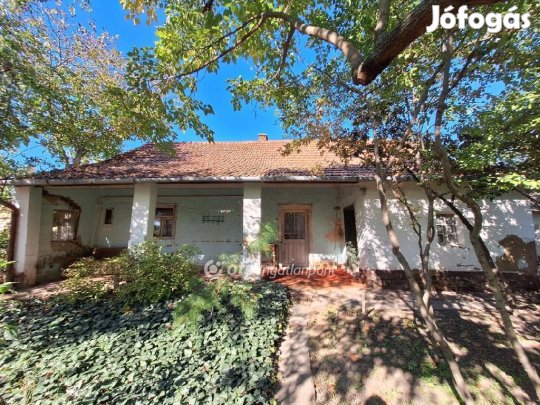 Nádudvari eladó 69 nm-es ház