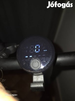 Nagy kerekek! Svájci minőség! 