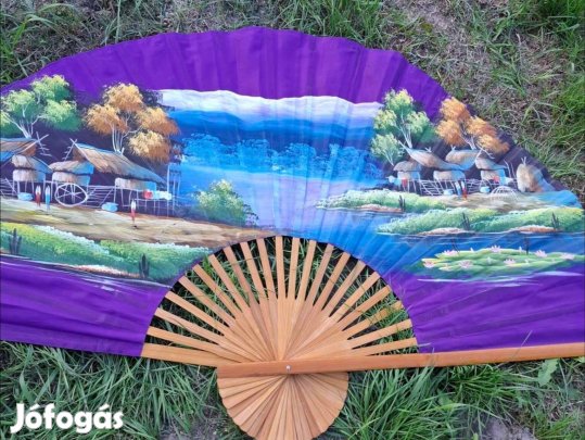 Nagy lila kézzel festett falra akasztható legyező eladó.