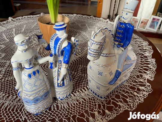 Nagy méretű Hollóházi díísztárgyak egy stílusban