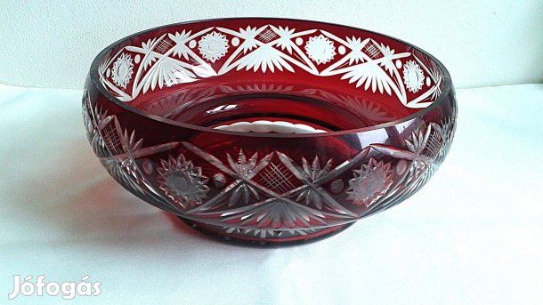 Nagy méretű, gyönyörű, csiszolt bordó kristály tál, 27 cm