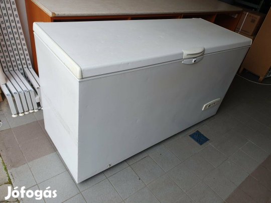 Nagy méretű fagyasztó láda eladó