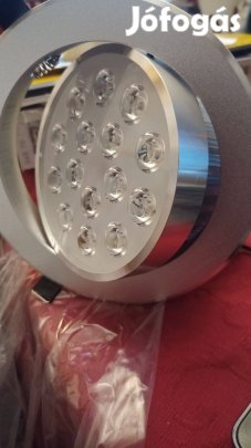 Nagy méretű irányítható LED reflektor 5 darab egyben, foxposttaleladó