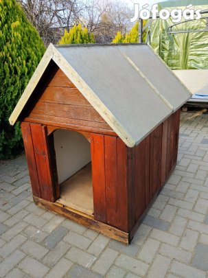 Nagy méretű kutyaház