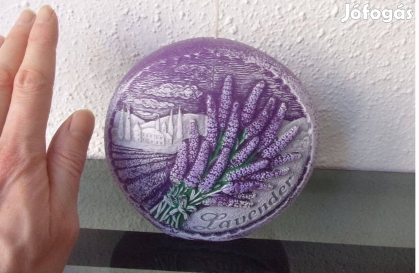 Nagy méretű levendula illatgyertya illatos gyertya Újpest központ köze