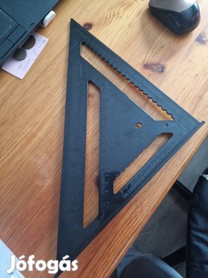 Nagy méretű vastag derékszög 30cm